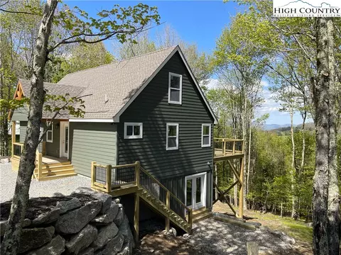 110 Windridge Rd, Beech Mountain, NC 28604