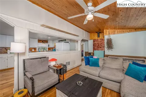 Living - 1259 Stony Fork Rd, Deep Gap, NC 28618 photo 4 of 6