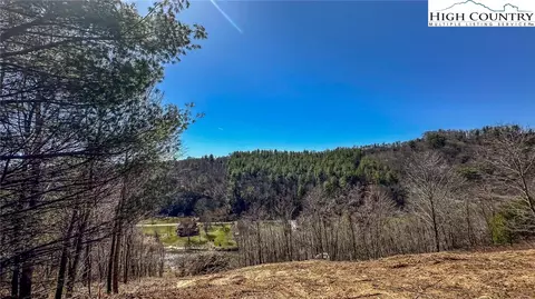 28 Green Meadows Dr, Todd, NC 28684 photo 13