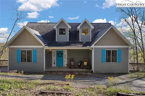 318 Maplewood Cir, Boone, NC 28607