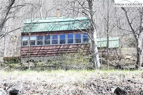 2701 Threetop Rd, Creston, NC 28615 photo 13