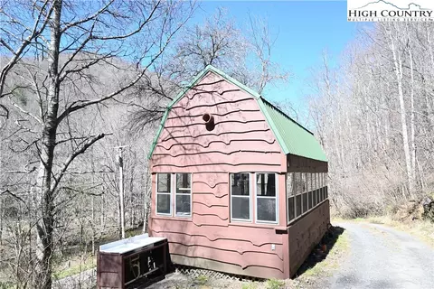 2701 Threetop Rd, Creston, NC 28615 photo 7