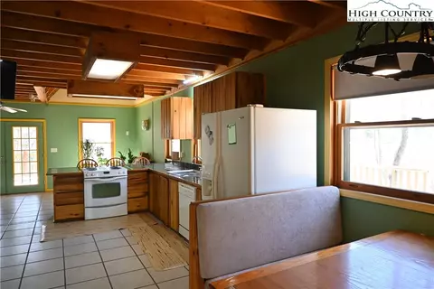 2701 Threetop Rd, Creston, NC 28615 photo 16