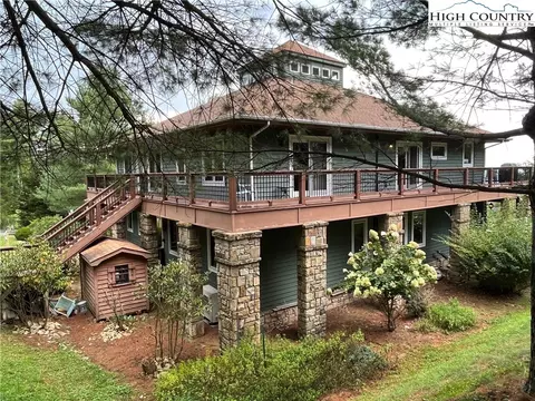393 Little Laurel Extension Rd, Boone, NC 28607