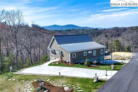 213 Mitchells Gorge, Roaring Gap, NC 28668 photo 3