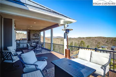 213 Mitchells Gorge, Roaring Gap, NC 28668 photo 4
