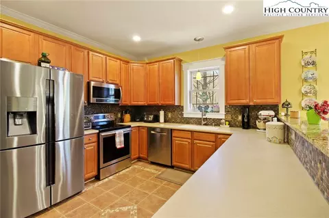124 Bryce Way, Boone, NC 28607 photo 6