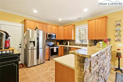 124 Bryce Way, Boone, NC 28607 photo 5