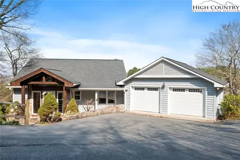 511 Sourwood Lane Ln, Blowing Rock, NC 28605