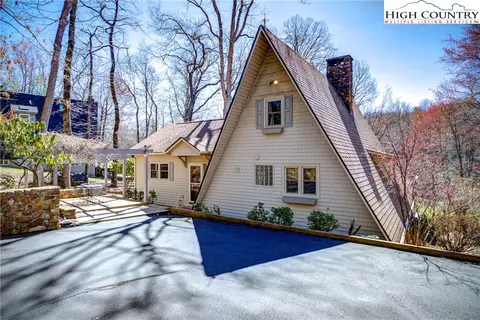 1253 Ridge Rd, Roaring Gap, NC 28668 photo 8