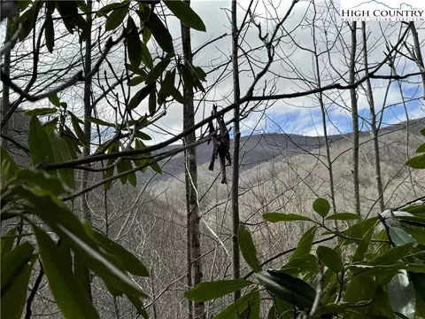 6 4- Acres Doublehead Mountain Rd, Newland, NC 28657