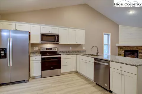 Kitchen - 166 Ava Way #97, Boone, NC 28607 photo 5 of 5