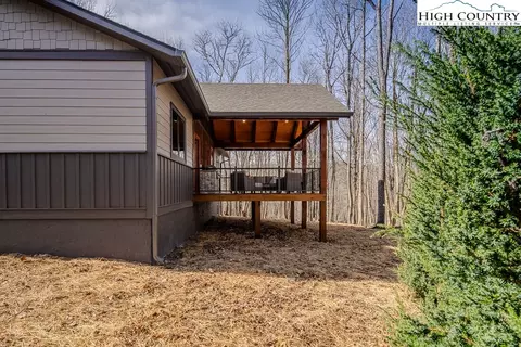 Exterior - 205 Upper Grouse Ridge Rd, Beech Mountain, NC 28604 photo 13 of 14