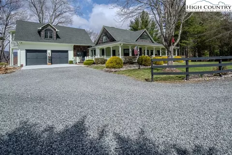 Exterior - 909 Daisy Ridge Rd, Banner Elk, NC 28604 photo 11 of 12