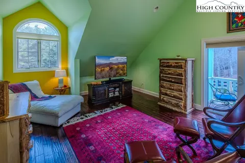 Bedroom - 909 Daisy Ridge Rd, Banner Elk, NC 28604 photo 5 of 6