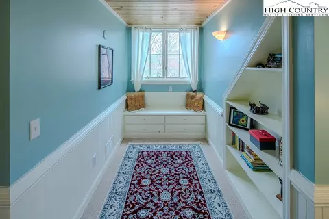 Entry Way - 909 Daisy Ridge Rd, Banner Elk, NC 28604 photo 3 of 3