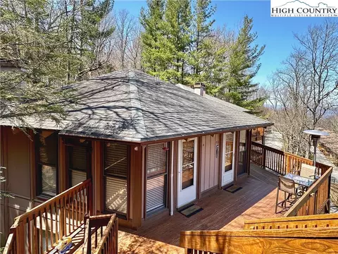 107 Beechwood Ln #C4, Beech Mountain, NC 28604
