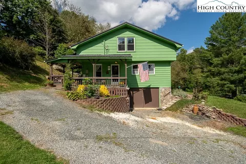 4545 Old Us Highway 421, Zionville, NC 28698