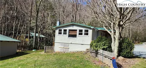 3395 Howards Creek Rd, Boone, NC 28607 photo 4