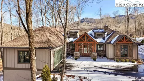 1206 Cranberry Trl, Linville, NC 28646