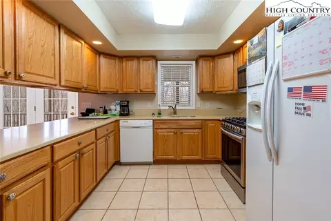 Kitchen - 3036 Little Windfall Rd, Lansing, NC 28643 photo 1 of 3