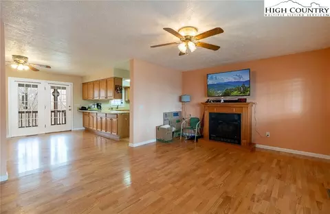 Living - 3036 Little Windfall Rd, Lansing, NC 28643 photo 1 of 3