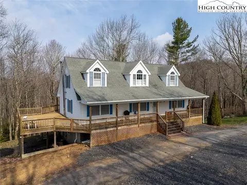 Exterior - 3036 Little Windfall Rd, Lansing, NC 28643 photo 2 of 14
