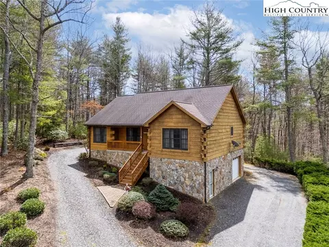 547 Painted Laurel Dr, Jefferson, NC 28640