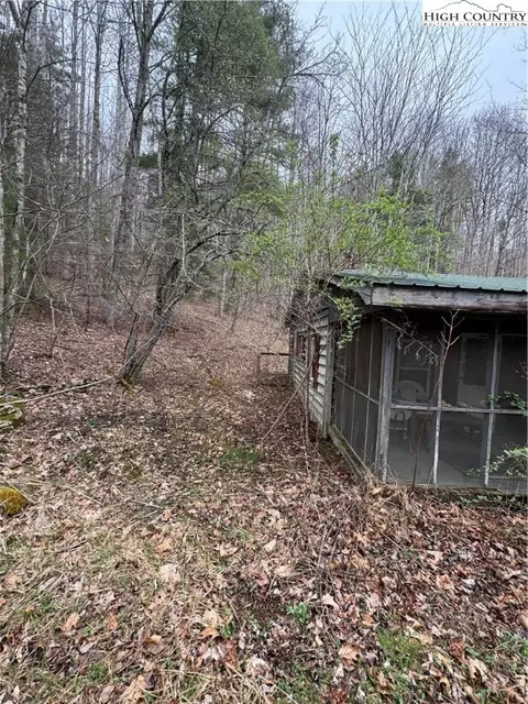 1891 Rainbow Trl, Boone, NC 28607 photo 4