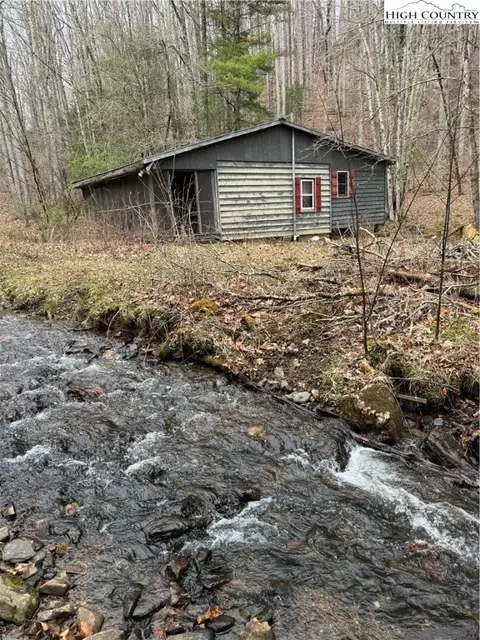 1891 Rainbow Trl, Boone, NC 28607 photo 9