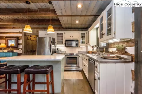 Kitchen - 200 Gorge Overlook Rd, Todd, NC 28684 photo 5 of 5