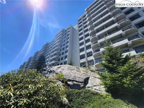 303 Sugar Top Dr #3230, Sugar Mountain, NC 28604