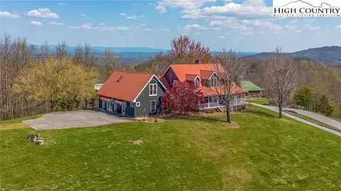 339 Apple Hill Dr, Moravian Falls, NC 28654