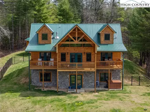 255 Old Spring Trl, Piney Creek, NC 28663