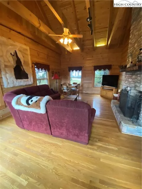 395 Skyview St, Deep Gap, NC 28618 photo 12