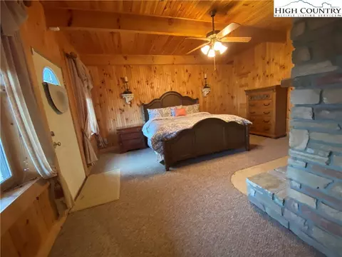 395 Skyview St, Deep Gap, NC 28618 photo 33