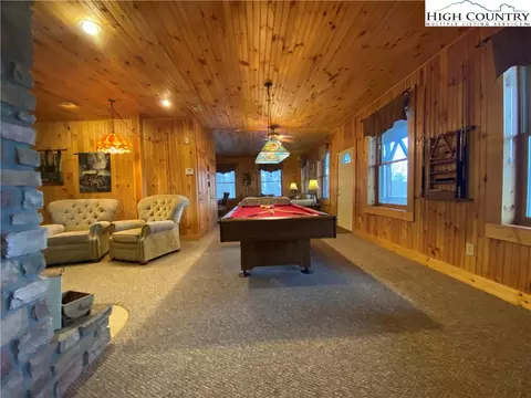 395 Skyview St, Deep Gap, NC 28618 photo 27