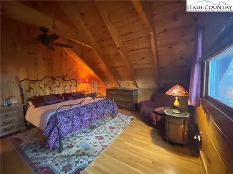 395 Skyview St, Deep Gap, NC 28618 photo 22