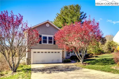 Exterior - 208 River Bend Rd, Sparta, NC 28675 photo 2 of 15