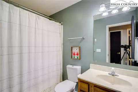 Bath - 208 River Bend Rd, Sparta, NC 28675 photo 1 of 2