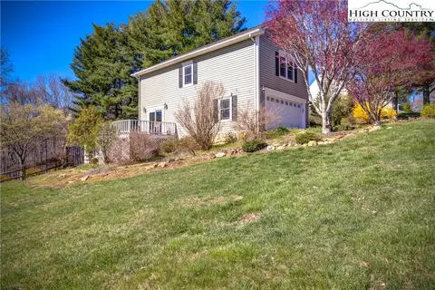 Exterior - 208 River Bend Rd, Sparta, NC 28675 photo 4 of 15