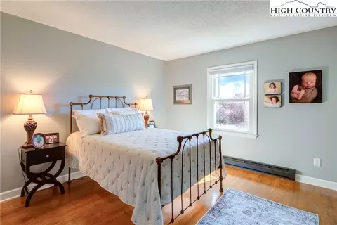 Bedroom - 208 River Bend Rd, Sparta, NC 28675 photo 2 of 3