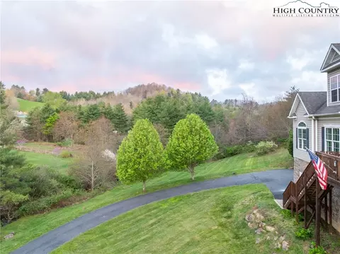 Exterior - 202 Herman Ln, Boone, NC 28607 photo 5 of 8