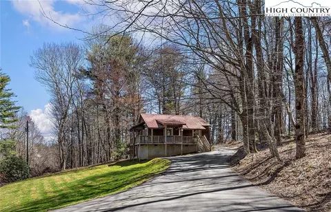 150 Red Feather Trl, Boone, NC 28607