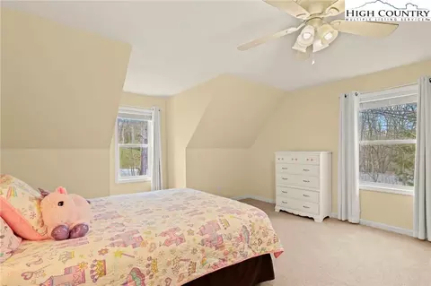 Bedroom - 137 Hawk Ter, Vilas, NC 28692 photo 4 of 10