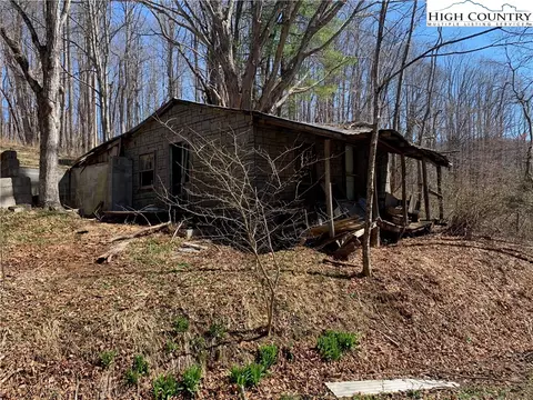 188 Bernard Bledsoe Ln # -E, Todd, NC 28684 photo 10