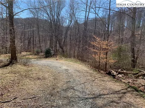 188 Bernard Bledsoe Ln # -E, Todd, NC 28684 photo 22