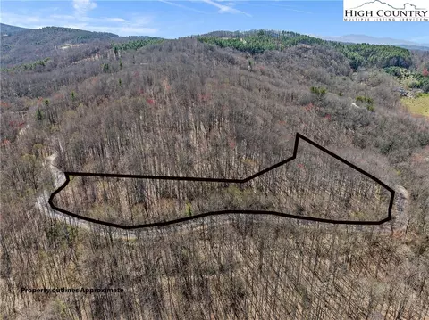 105 Buckeye Creek Road, Beech Mountain, NC 28622