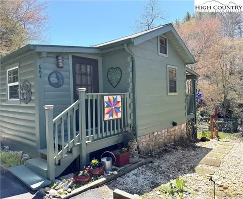 664 Hidden Valley Rd, Sparta, NC 28675