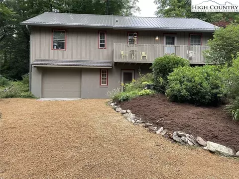 280 Teaberry, Newland, NC 28657